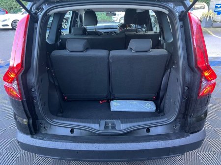 2024 Dacia Jogger ESSENTIAL 7-SEATER 1.0 TCE // PARKING SENSORS // AIR CONDITIONING // CRUISE CONTROL €19,900 thumbnail