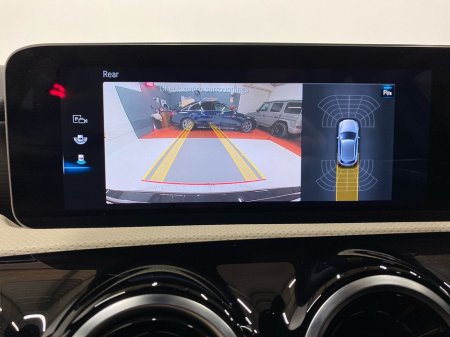 2019 Mercedes-Benz A Class A 200 PROGRESSIVE LINE A/T €26,950 thumbnail