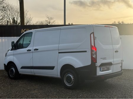 2021 Ford Transit Custom BASE 280S 2.0L 105PS M6 3DR €14,250 thumbnail