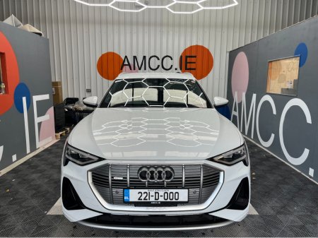 2022 Audi e-tron - thumbnail 6