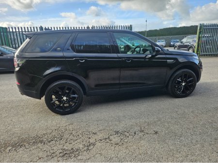 2018 Land Rover Discovery Sport - thumbnail 2
