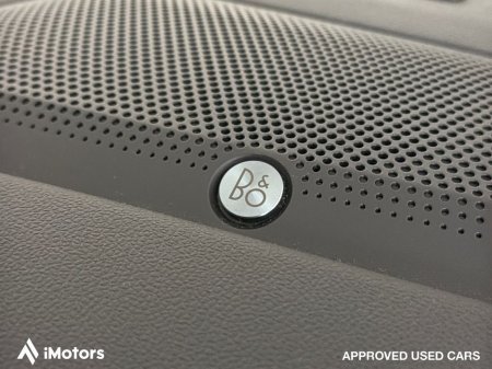 2022 Ford Kuga ST-LINE PHEV €26,900 thumbnail