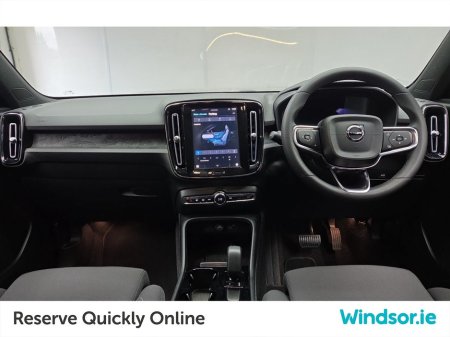 2023 Volvo XC40 Core Recharge EV €34,495