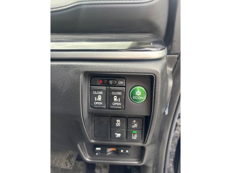 2016 Honda Odyssey - thumbnail 9