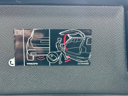 2025 Volvo XC90 - thumbnail 7