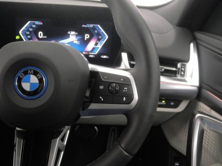 2025 BMW iX2 - thumbnail 18