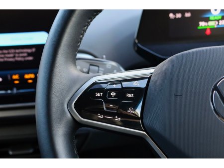 2024 Volkswagen ID.4 PRO PLUS 77kWh 286HP thumbnail