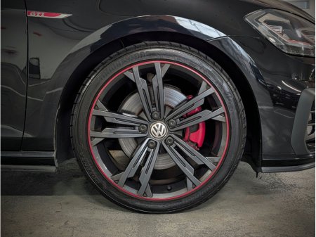 2018 Volkswagen Golf - thumbnail 9