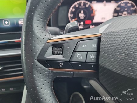 2023 Cupra Leon 1.5 E-TSI 150BHP DSG AUTO *** Heated Sport Seats / Apple Carplay / Park Assist *** €26,900 thumbnail