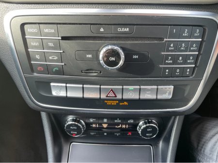 2017 Mercedes-Benz GLA Class 200 D SPORT PREMIUM + AUTO 5DR €17,950 thumbnail