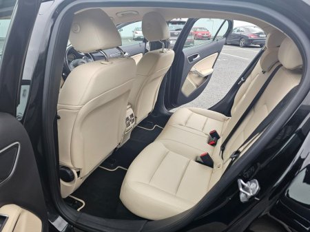 2019 Mercedes-Benz GLA Class - thumbnail 15