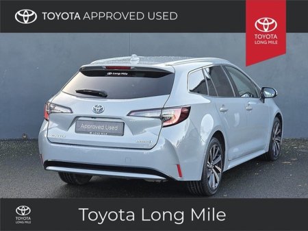 2022 Toyota Corolla 1.8 Hybrid Design Sol T/S €28,449 thumbnail