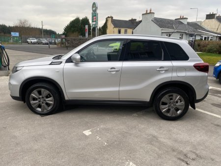 2023 Suzuki Vitara - thumbnail 5