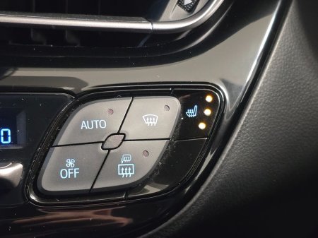 2023 Toyota C-HR Hybrid SOL Automatic * Best Spec * €28,950 thumbnail