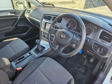 2013 Volkswagen Golf - thumbnail 10