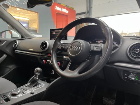 2017 Audi A3 2017 AUDI A3 TFSI SPORTBACK 1.4 AUTOMATIC / CRUISE CONTROL / REVERSE CAMERA AND MORE thumbnail