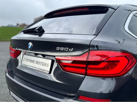 2019 BMW 5 Series 520D TOURING * PANROOF * 3D CAMERA PACK * €24,950 thumbnail