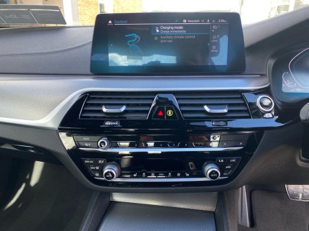 2020 BMW 5 Series - thumbnail 11