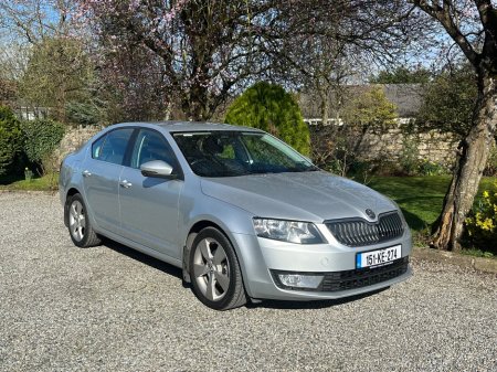2015 Skoda Octavia - thumbnail 2