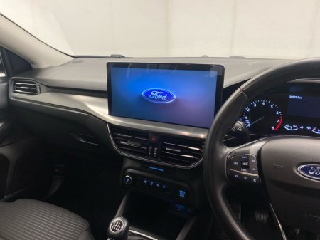 2023 Ford Focus - thumbnail 8