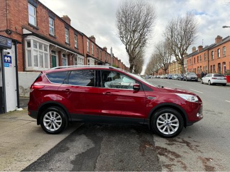 2016 Ford Kuga - thumbnail 4
