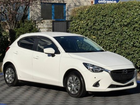 2016 Mazda Demio - thumbnail 15