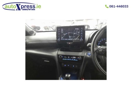 2024 Toyota Yaris Cross HYBRID Z thumbnail