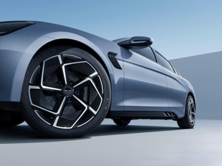 2026 BYD Seal Design RWD 313BHP €49,030 thumbnail