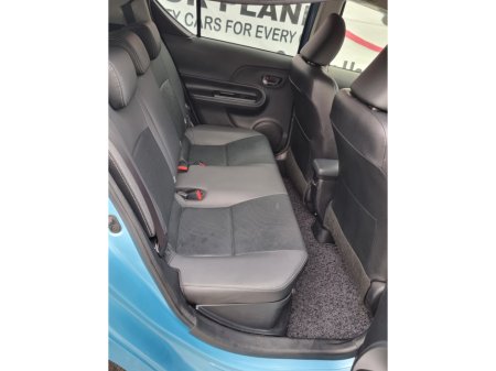 2014 Toyota Aqua - thumbnail 9