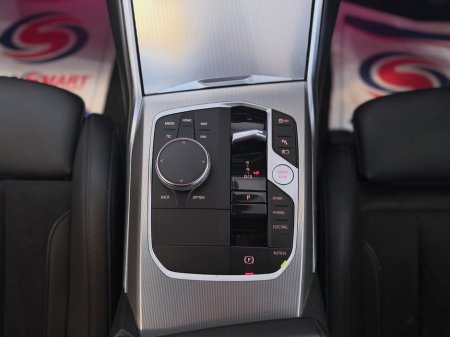 2022 BMW 3 Series - thumbnail 13