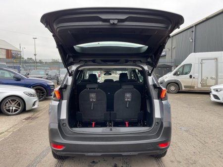 2022 Peugeot 5008 1.5 BlueHDi Active Premium SUV 5dr Diesel Manual Euro 6 (s/s) (130 ps) thumbnail