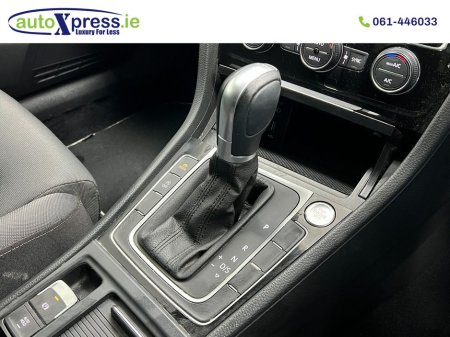 2017 Volkswagen Golf - thumbnail 8