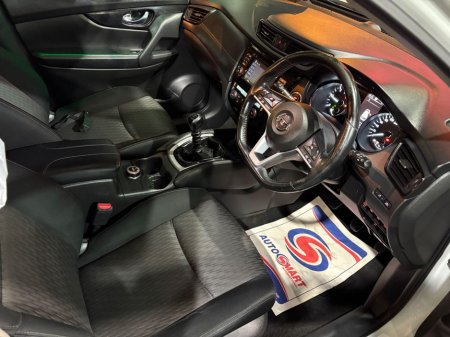 2020 Nissan X-Trail - thumbnail 3