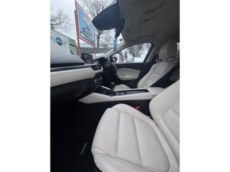 2018 Mazda Mazda6 2.2 D 150PS PLATINUM 4DR €12,800 thumbnail