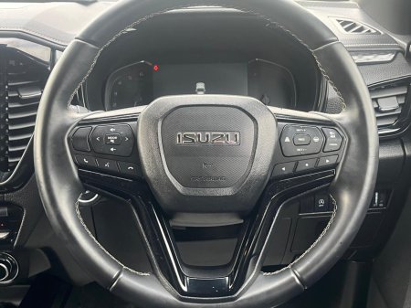 2025 Isuzu D-MAX AT35 ARCTIC TRUCK €64,900 thumbnail