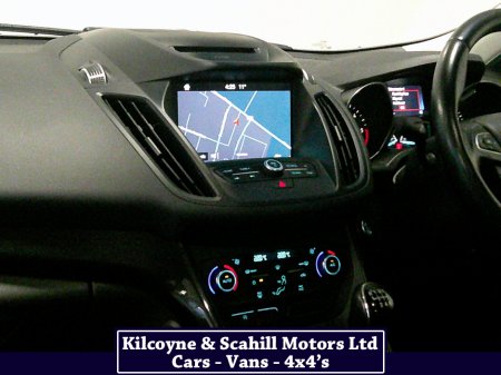 2017 Ford Kuga 2.0 TDCI TITANIUM 2WD 150 150PS 5DR thumbnail