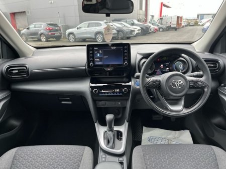2023 Toyota Yaris Cross - thumbnail 8