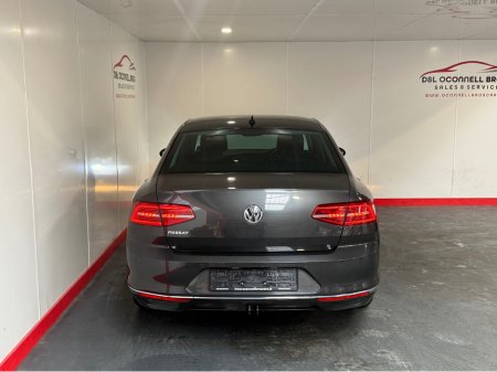 2019 Volkswagen Passat - thumbnail 21