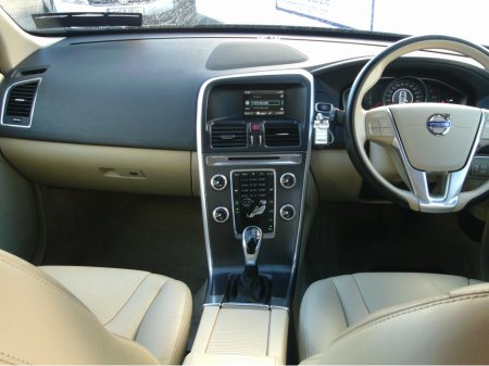 2015 Volvo XC60 D4 FWD SE GT 5DR AUTO * FSH * NCT 05/27 €17,495 thumbnail