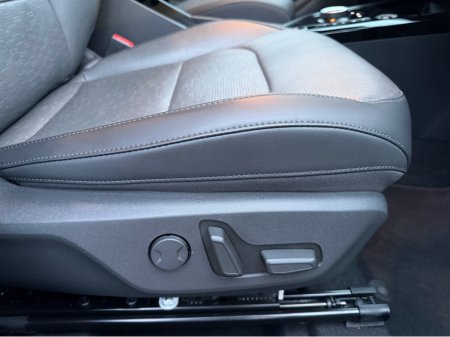 2024 Kia Niro - thumbnail 13