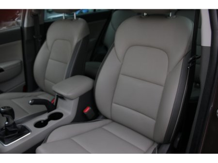 2019 Kia Sportage 1.6CRDI K3 EDITION 5DR ESTATE // HUGE SPEC // 129,000KM'S / IMMACUALTE CONDITION // BUY WITH CONFIDENCE AA AND SIMI APPROVED DEALER 2025 // FINANCE ARRANGED // ALL TRADE INS WELCOME // €17,950 thumbnail