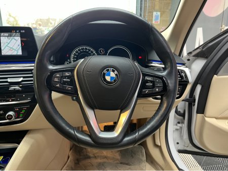 2017 BMW 5 Series - thumbnail 10
