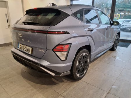 2025 Hyundai Kona - view 2