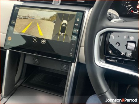 2025 Land Rover Discovery Sport 1.5 I3 PHEV 309 PS AWD S Auto (Land Rover Warranty until 2030) €69,900 thumbnail