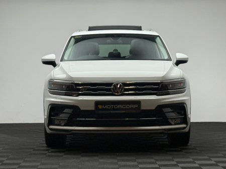 2020 Volkswagen Tiguan Allspace R-LINE 2.0TDI 150HP 7 SEATER *PAN ROOF* €32,990 thumbnail