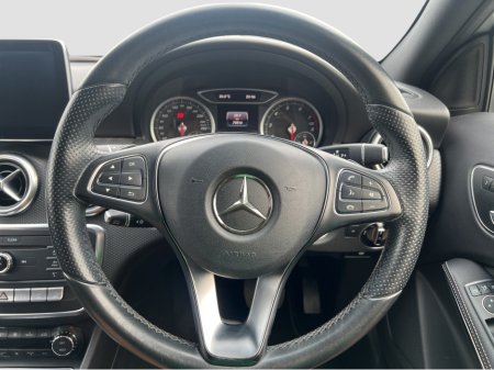 2016 Mercedes-Benz A Class - thumbnail 10