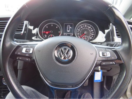 2014 Volkswagen Golf 2.0 TDI GT BLUEMOTION LOW MILEAGE        FSH €10,999 thumbnail