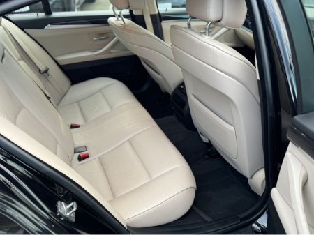 2012 BMW 5 Series - thumbnail 9