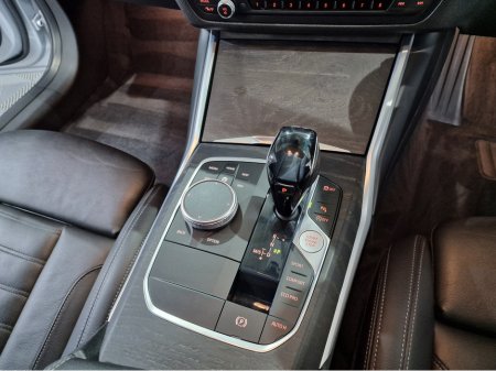 2019 BMW 3 Series 320D G20 SPORT AUTOMATIC **ORIGINAL IRISH CAR / LOW MILEAGE / 18" ALLOYS / APPLE CARPLAY / CRUISE CONTROL / FULL BLACK LEATHER / HEATED SEATS / SAT NAV / REVERSE CAMERA / FULL BMW SERVICE RECORD** €27,900 thumbnail