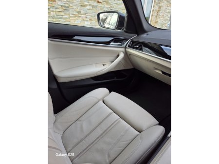 2021 BMW 5 Series - thumbnail 9